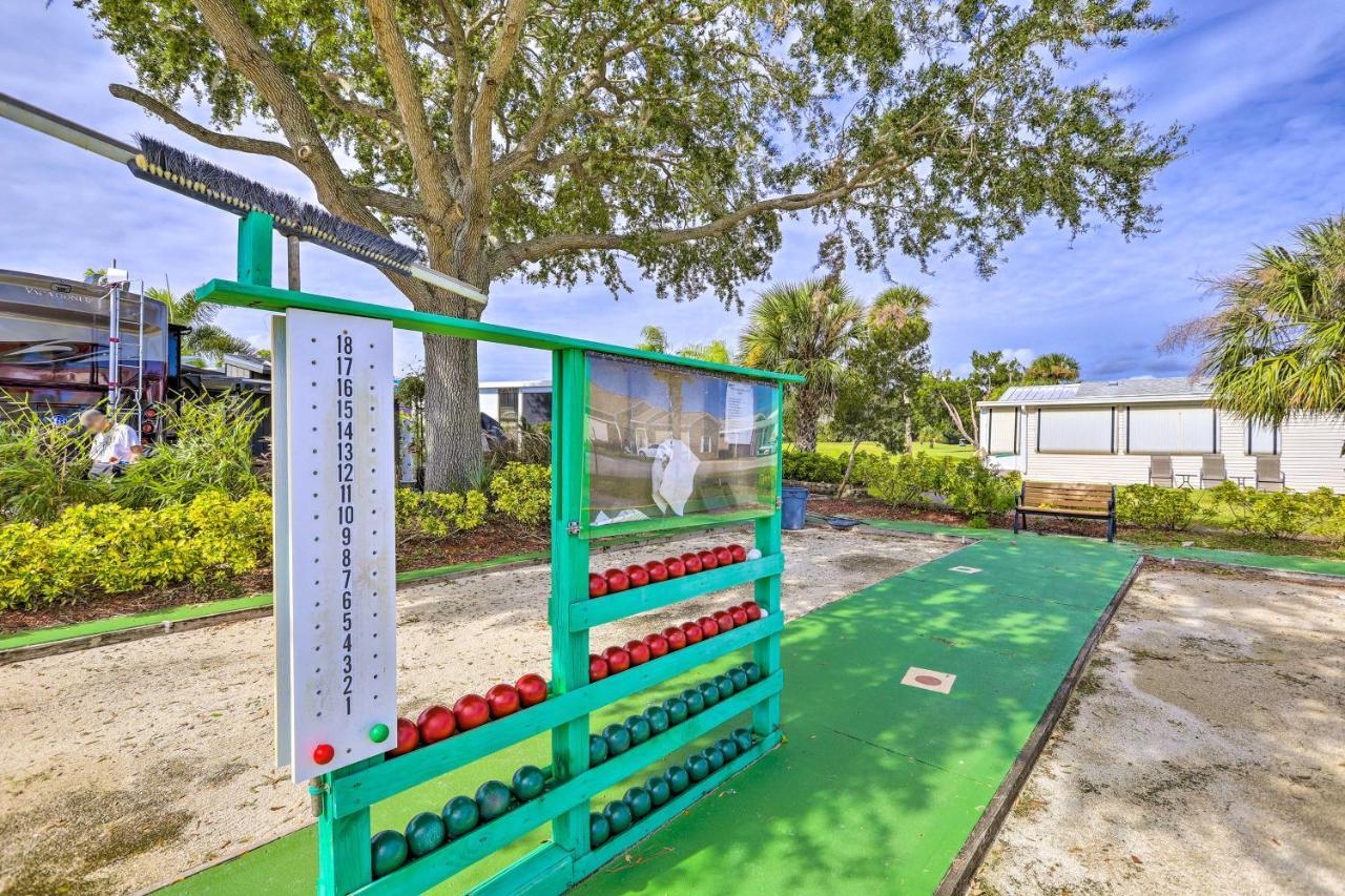 The Shell House In Titusville Pool, Golf Access Екстер'єр фото